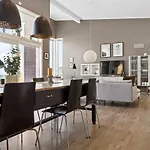 Large In Lofoten With Fantastic Views - 4 Bedrooms And 9 Beds. Villa Stamsund